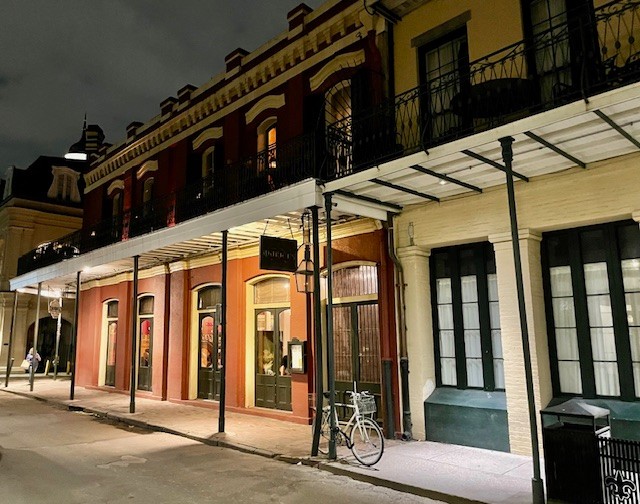 Spirits of the French Quarter: Exploring Haunted History